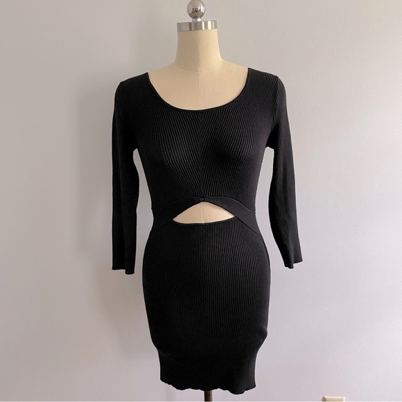 Almost Famous Ribbed Cut-Out Long Sleeve Dress- Black- Size Large - Picture 1 of 7